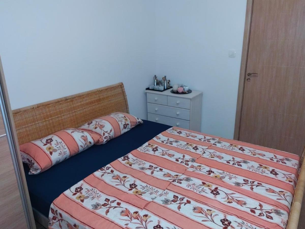 Stan Na Dan Niksic Apartman Kültér fotó